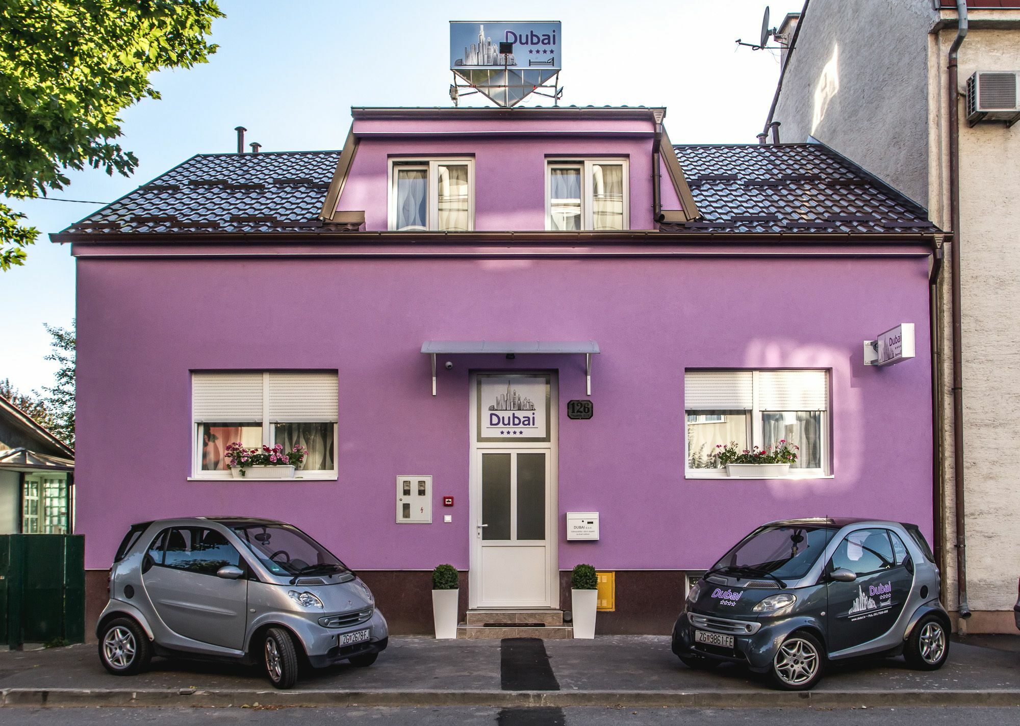 Guesthouse Dubai Zagreb Extérieur photo