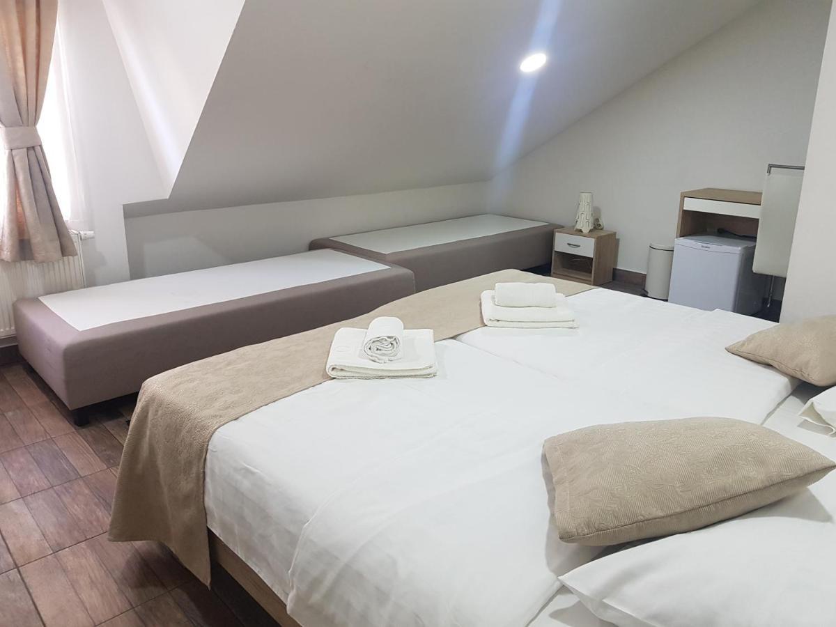 Guesthouse Dubai Zagreb Extérieur photo